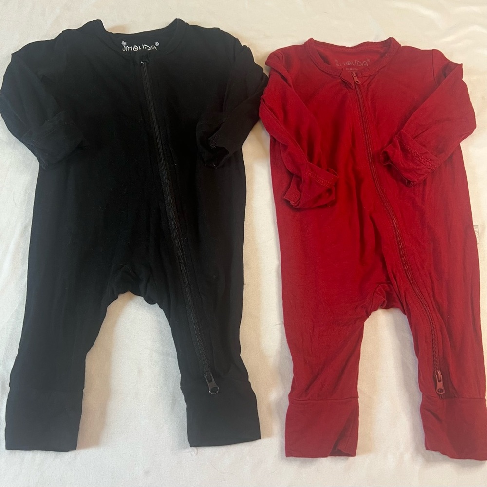 Jinonda Bamboo Baby Sleeper Bundle 0-3 Months Black Red Zip Footless Pajamas